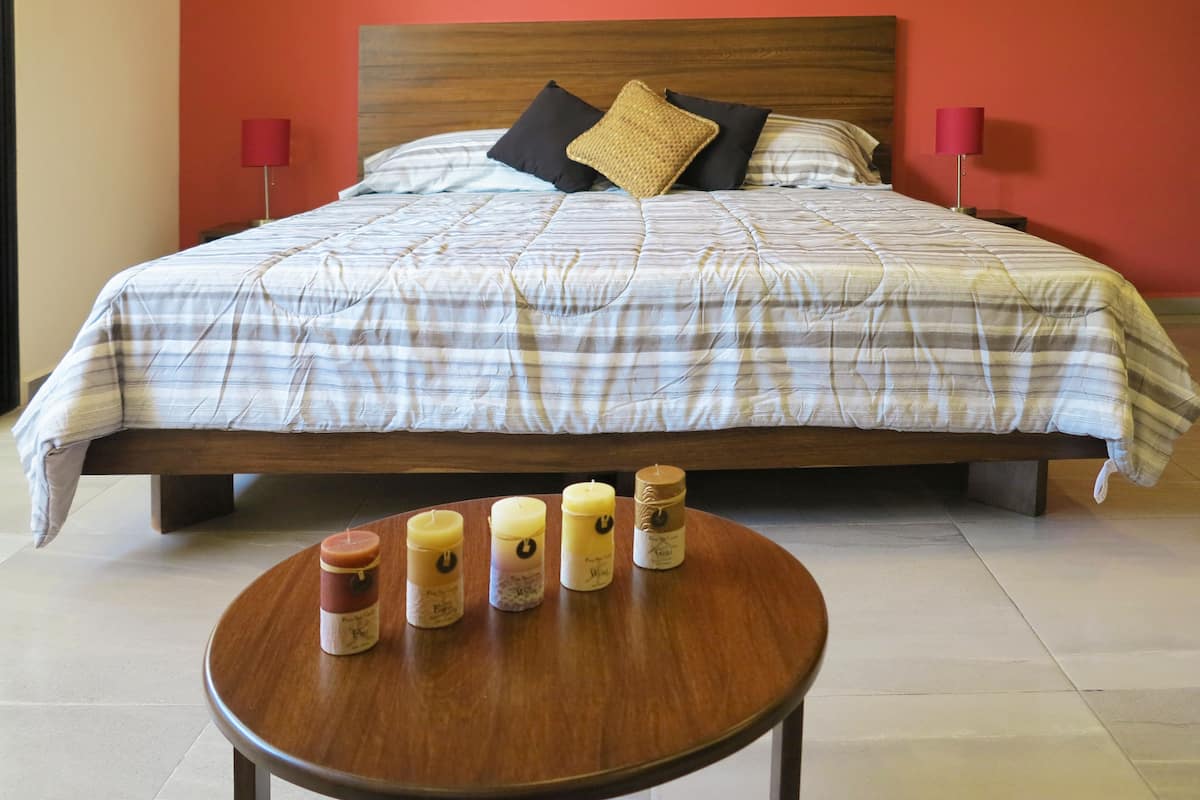 2 bedrooms, WiFi (free), individually decorated, individually furnished