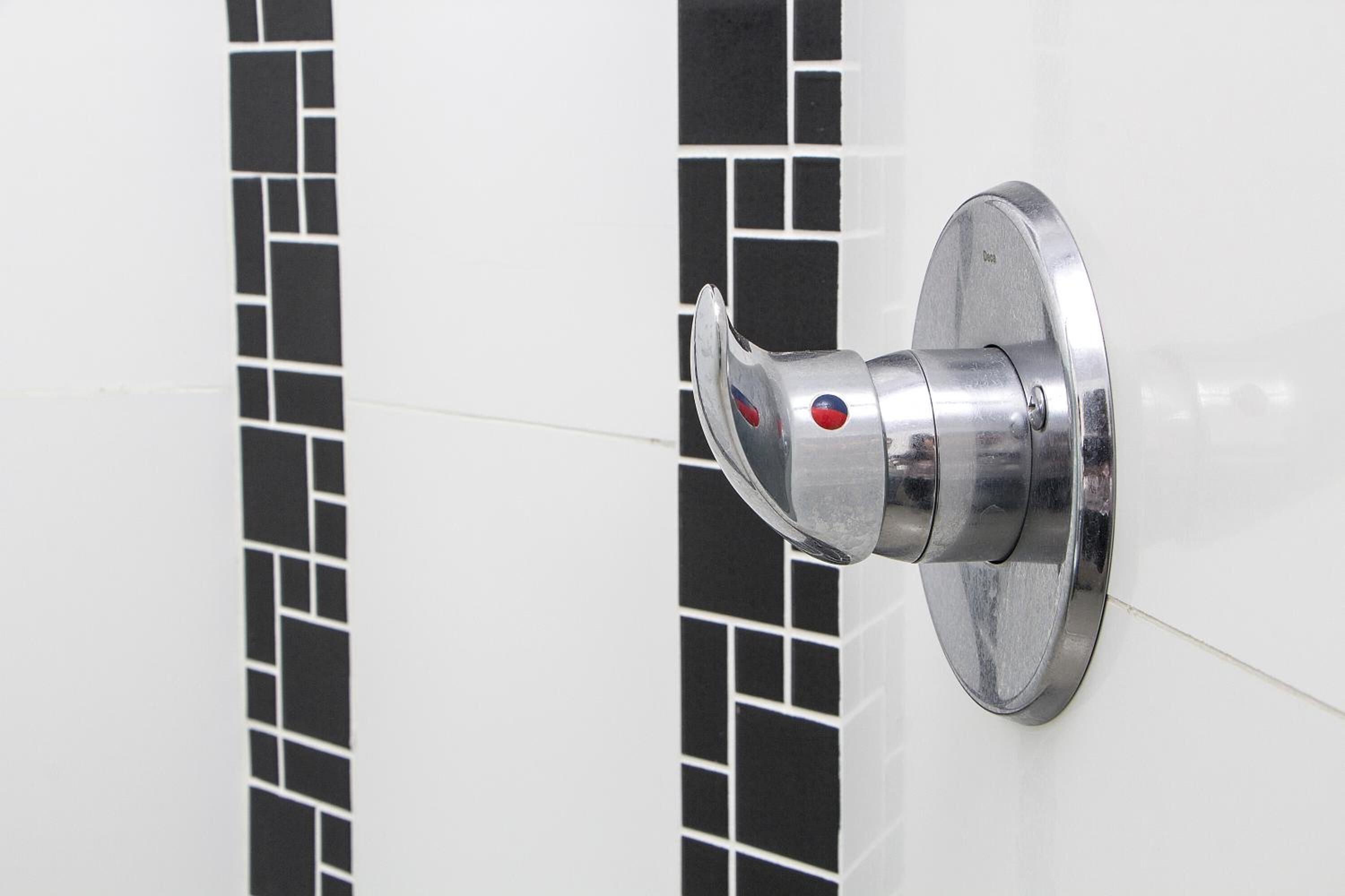 double room, 1 double or 2 single beds | bathroom | shower, free toiletries, hair dryer, towels