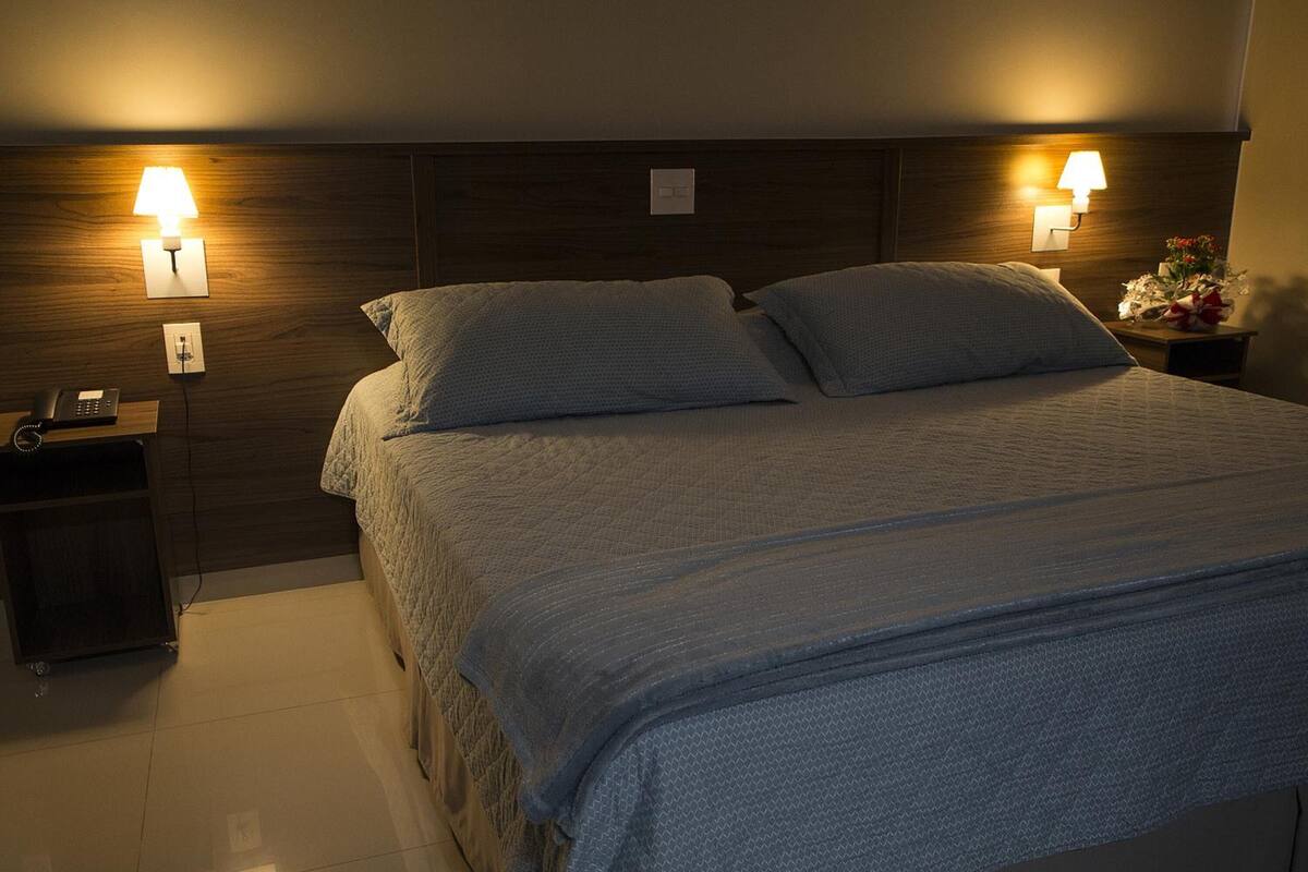 single room, non smoking | minibar, desk, blackout curtains, free wifi