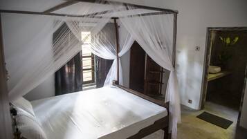 Deluxe Double Room, 1 Katil Ratu (Queen), Non Smoking | Kalis bunyi, Wi-fi percuma