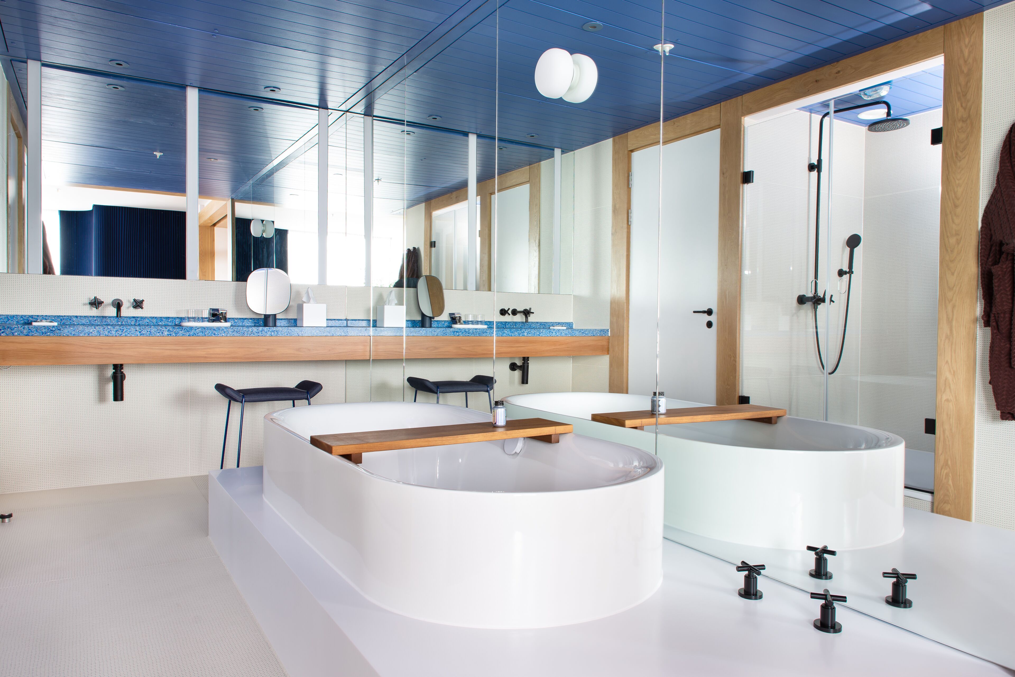 shower, free toiletries, hair dryer, bathrobes