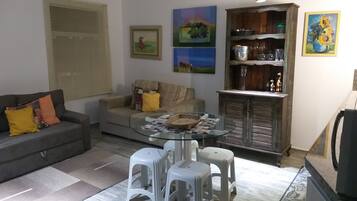 TV de tela plana, Netflix, serviços de streaming