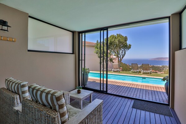 Deluxe Double Room | Terrace/patio - Belle Vue Ridge (Plettenberg Bay)