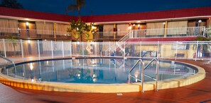 Piscina externa