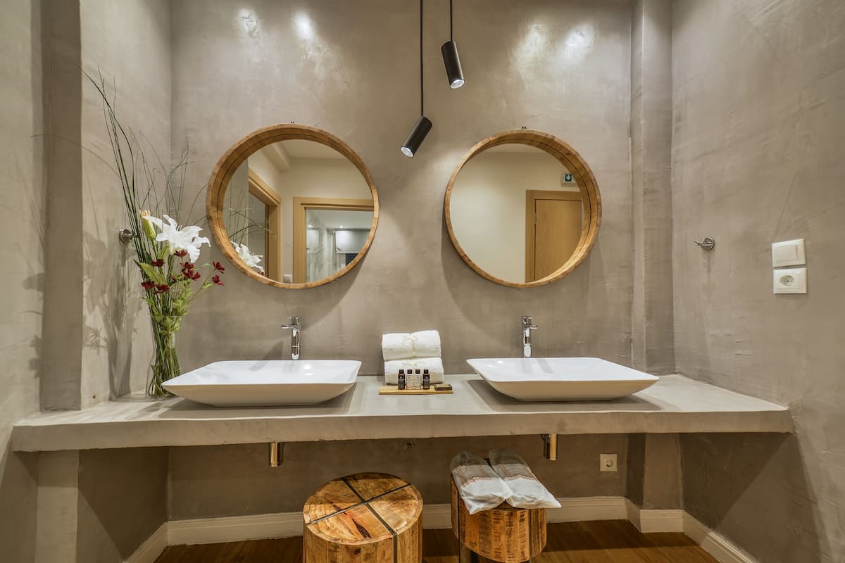 Suite with Panoramic Acropolis & Lycabettus View and Hot Tub | Terrace/patio