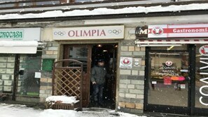 Exterior detail - In the heart of the village 50 meters from the ski slopes (Sauze d'Oulx, Italia)