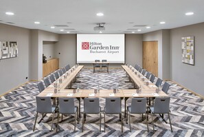 Meeting facility - Hilton Garden Inn Bucharest Airport (Otopeni)