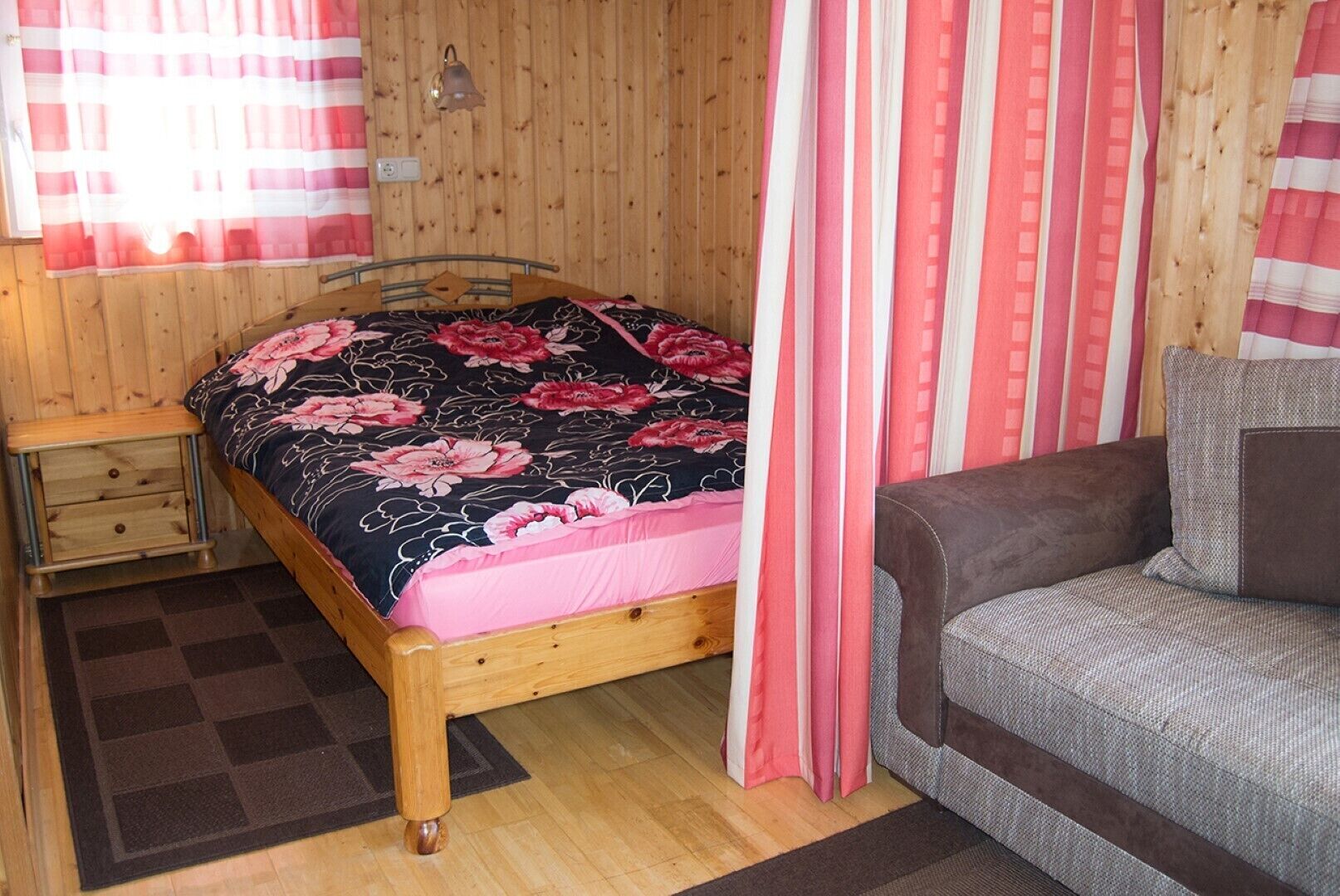 Cottage, fishing hut II