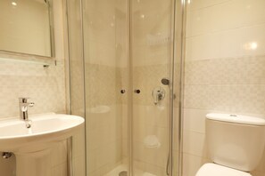 Hair dryer, towels - 3B Waterside - Praia da Luz (Luz)