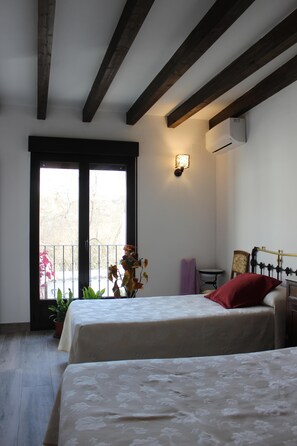 3 Schlafzimmer, Schreibtisch, WLAN, Bettwäsche