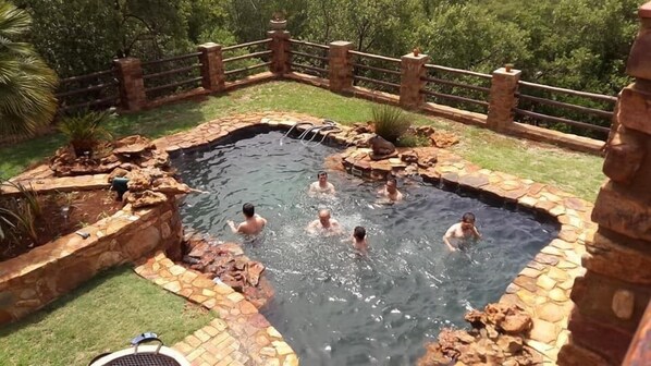 Outdoor pool - Sable Estate Country Lodge (Magaliesberg)