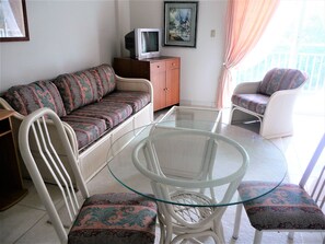 Studio, 1 Queen Bed, Smoking, Garden View | Living area | Smart TV - Myriam and Frank Residence (Lowlands)