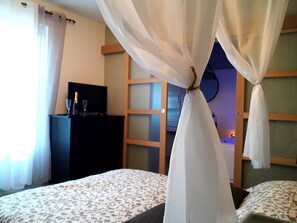 3 habitaciones, tabla de planchar con plancha y wifi gratis 
