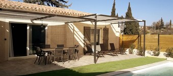 Onafhankelijke villa met airconditioning en privézwembad