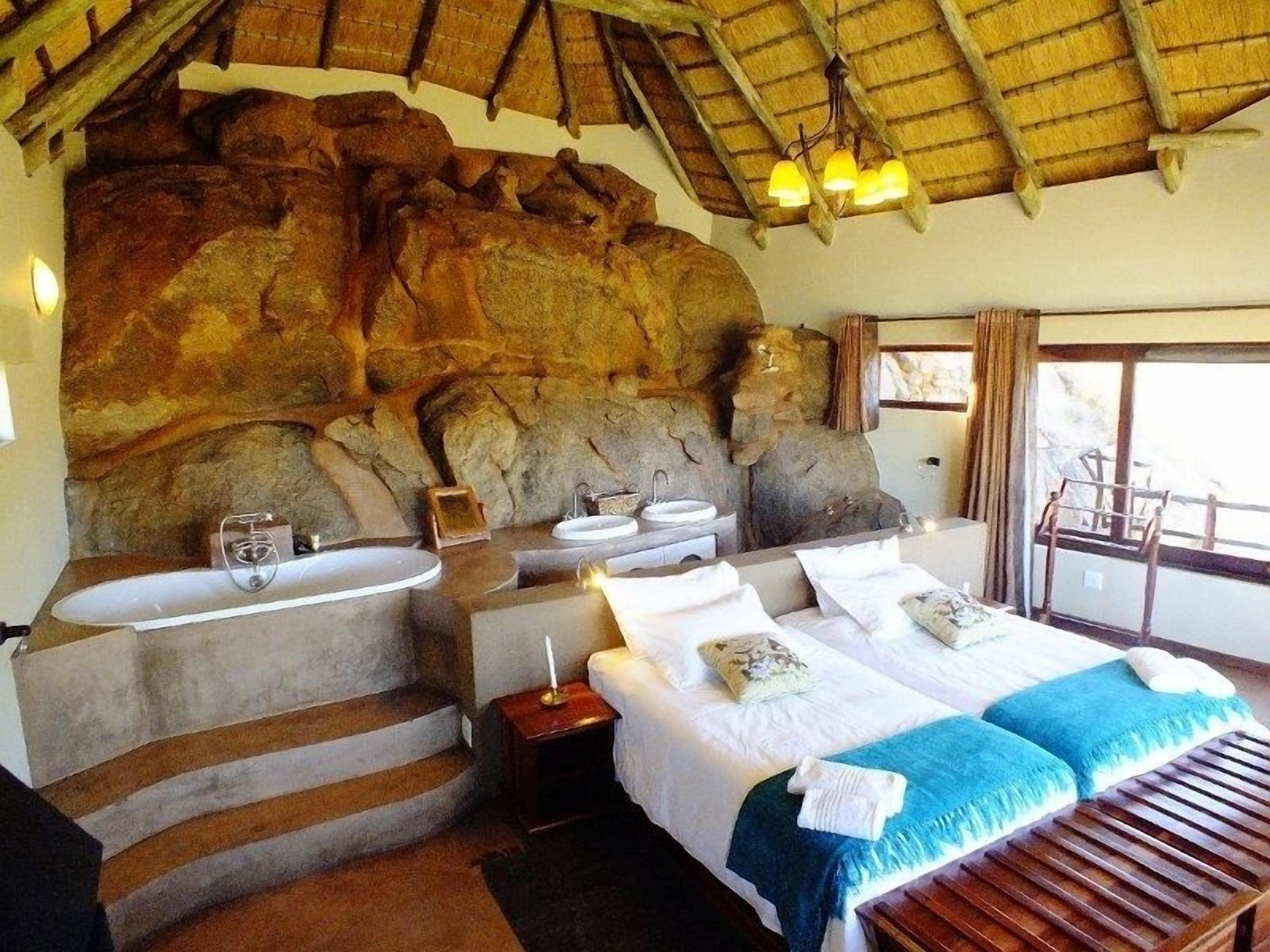 Luksushuvila, 3 makuuhuonetta | Yksilöllisesti sisustettu, yksilöllisesti kalustettu, vuodevaatteet