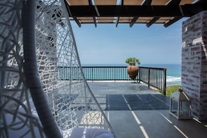 Luxury Double Room, 1 King Bed, Ocean View