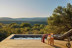 Hill view - Ecca Lodge (Makhanda)