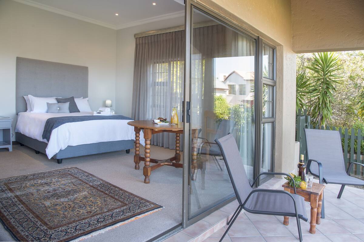 Executive Villa, 3 Bedrooms | Soundproofing, WiFi (free)