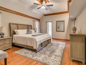 5 Schlafzimmer, Bügeleisen/Bügelbrett, kostenloses WLAN, Bettwäsche