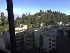 Loft, Multiple Beds, Mountain View | 1 bedroom, individually decorated, individually furnished - Santiago Town Suites (Santiago)