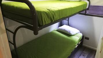 家庭公寓, 2 间卧室, 无烟房, 山景 | 1 多间卧室、特色装修、特色家居、遮光窗帘