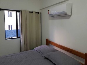 2 makuuhuonetta, silitysrauta/-lauta, Wi-Fi, vuodevaatteet