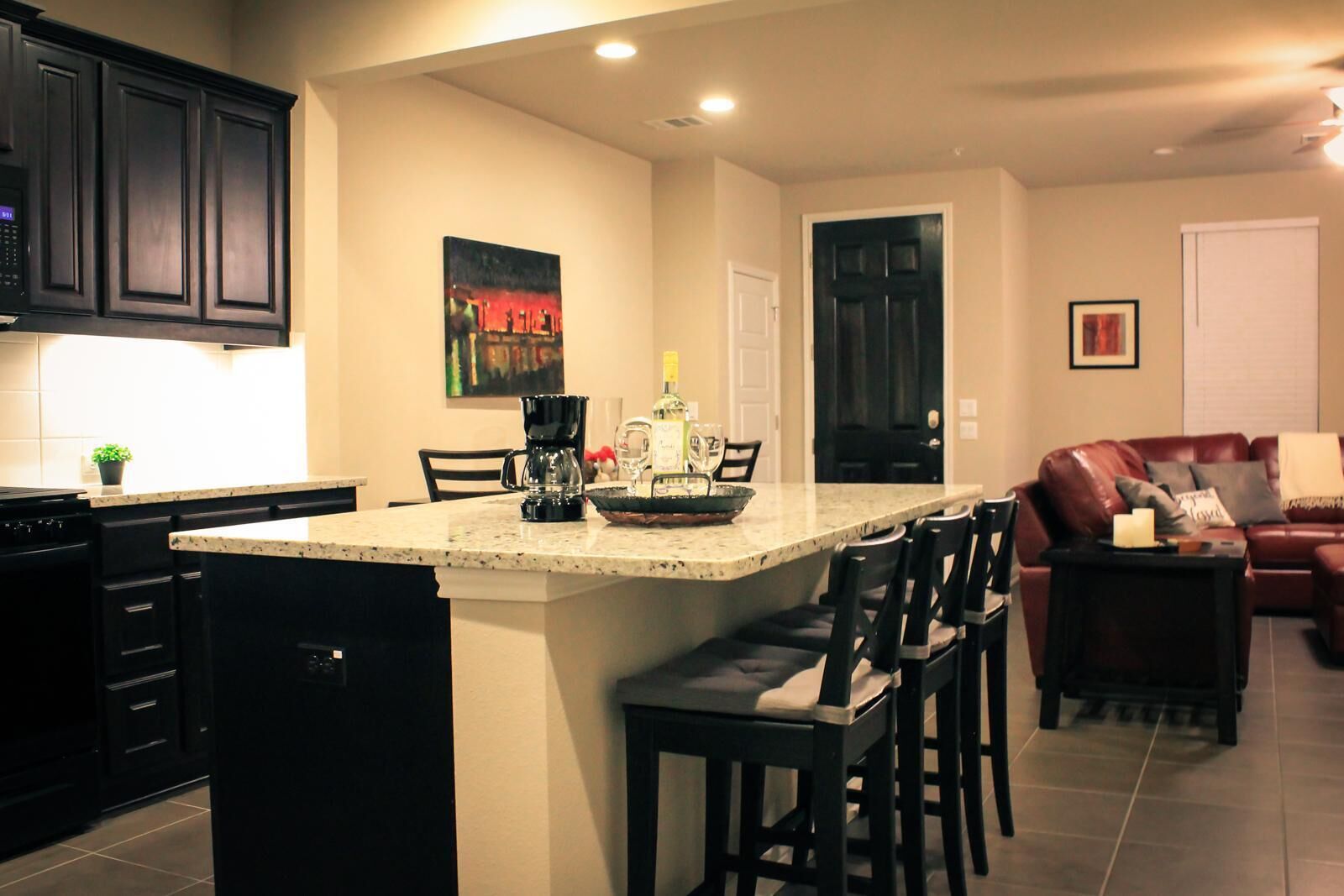 NEW 2BR Austin Home, Convenient, Comfy, Central, Homie!!