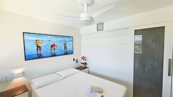 Comfort Apartment | Individually decorated, individually furnished, blackout drapes