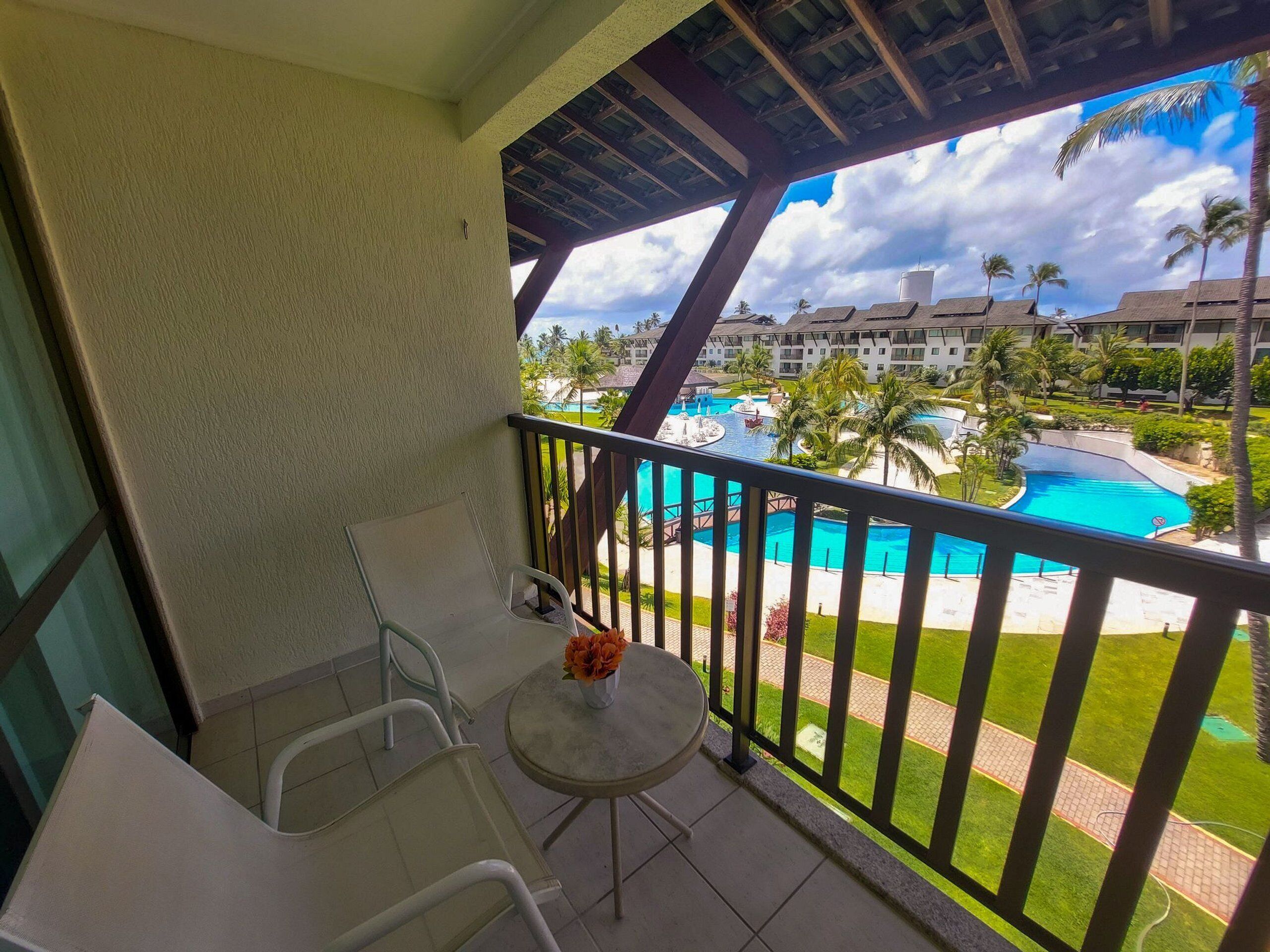 Family Apartment, Pool View | Veranda