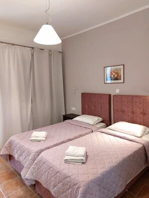 1 bedroom, WiFi, bed sheets