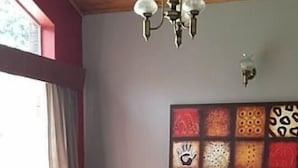Desk, WiFi (free) - Legendary Boutique Guesthouse (Ermelo)