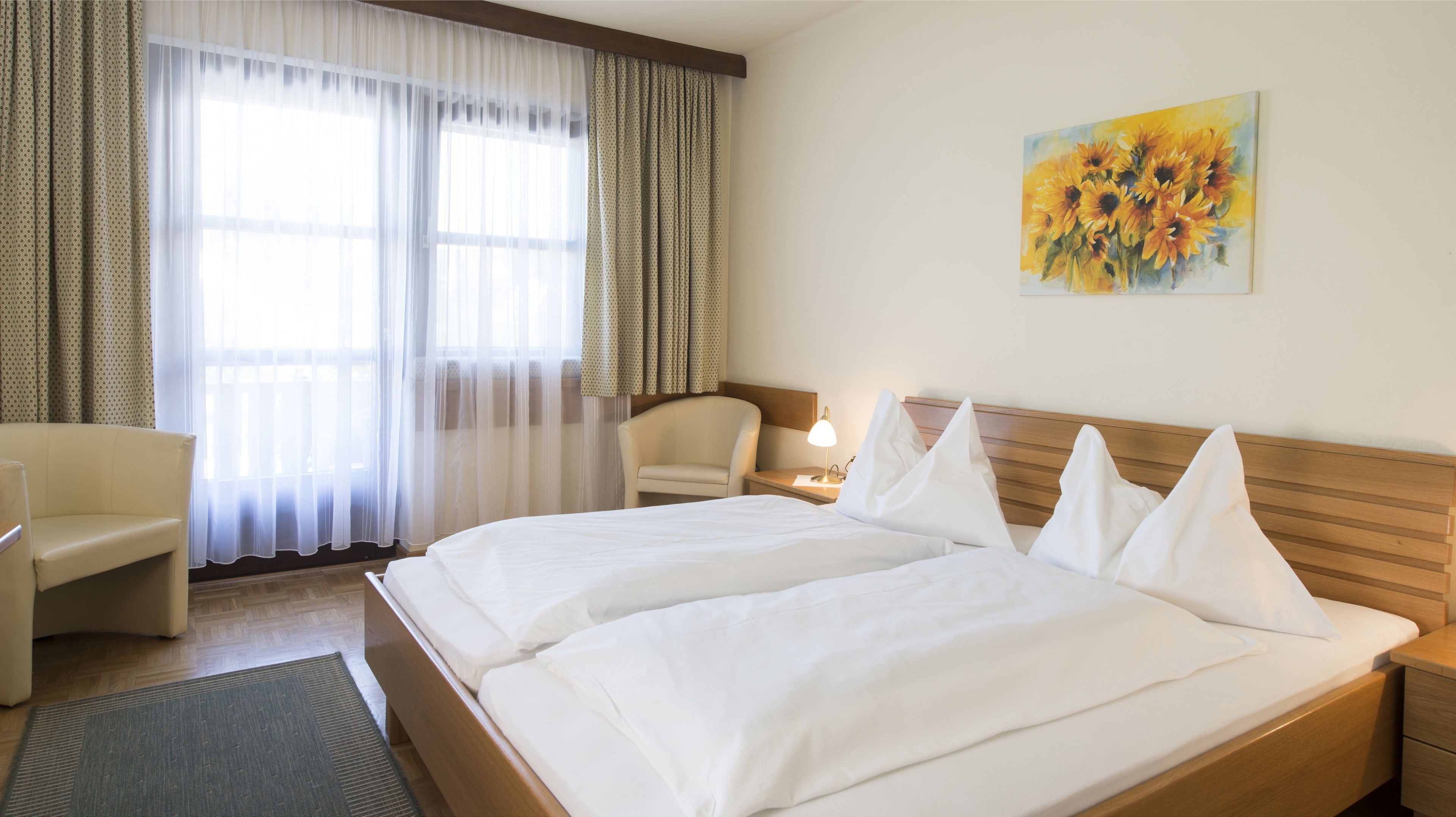 comfort double room, courtyard view | soundproofing, free wifi, bed sheets