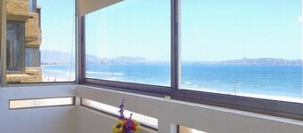 Piedra Roja Vista al Mar