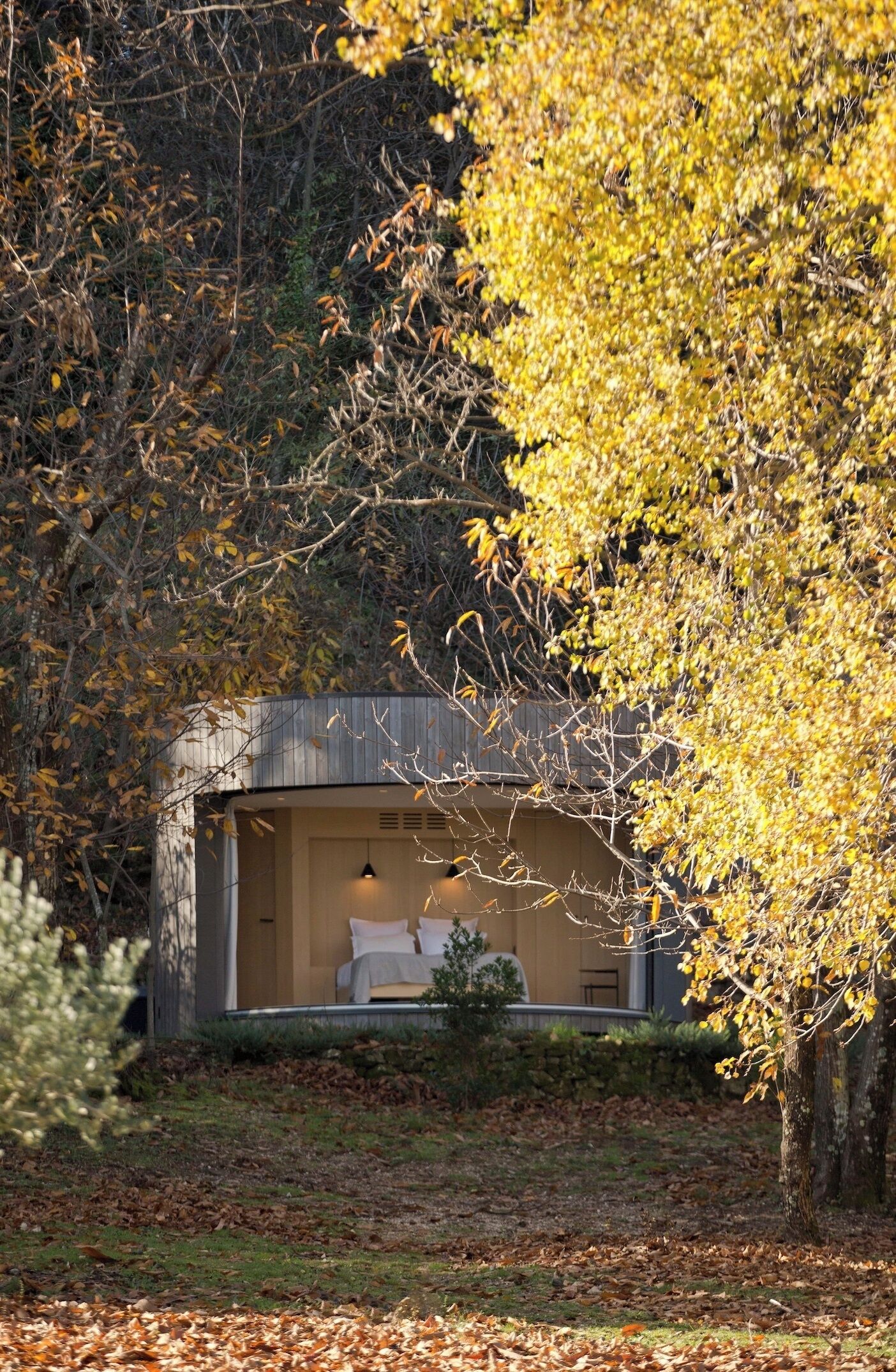 lumipod 5 | minibar, in-room safe, individually decorated, individually furnished