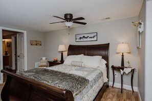 1 chambre, fer et planche à repasser, Wi-Fi, draps fournis