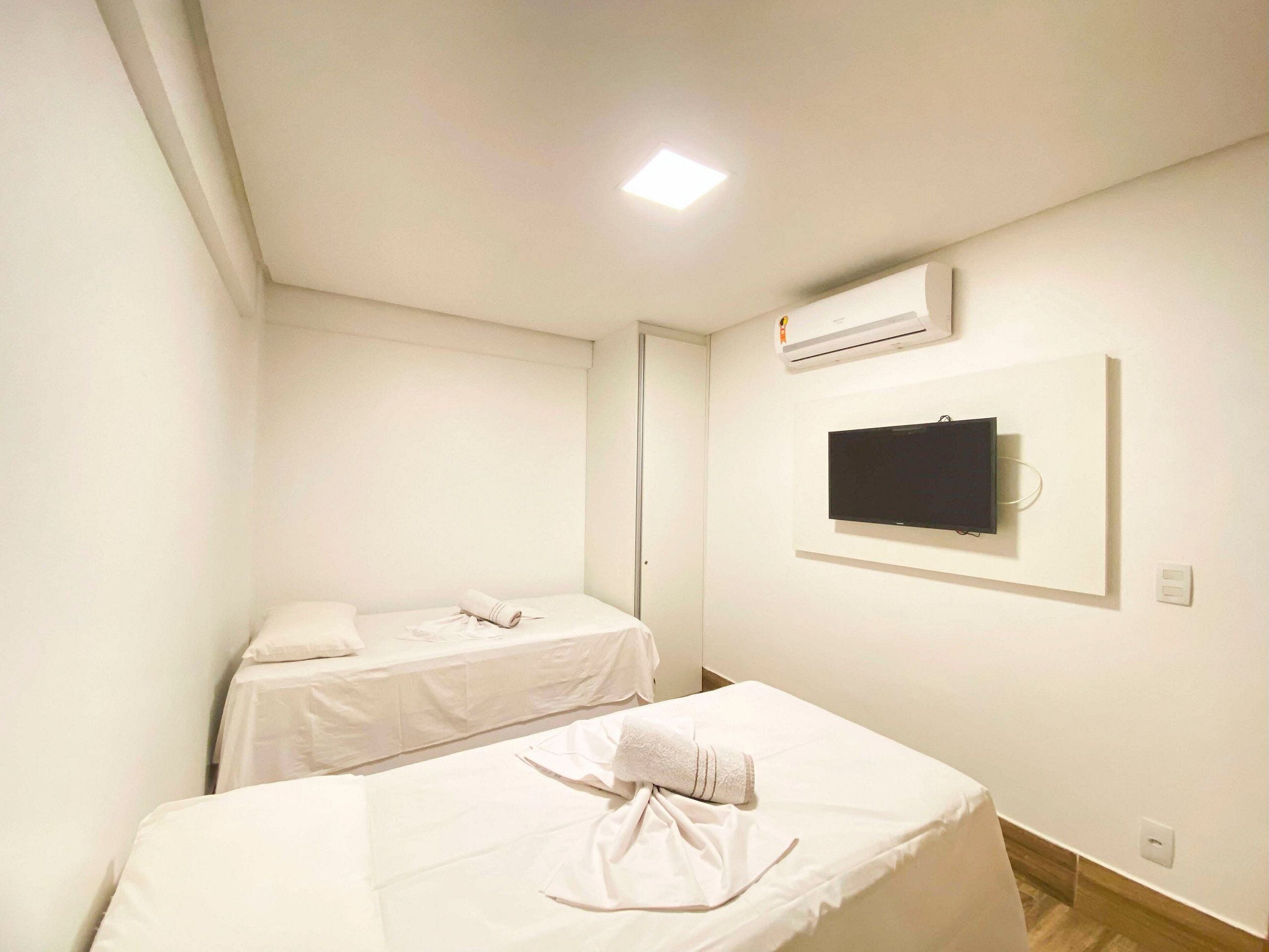 Familieleilighet, bassengutsikt | 2 soverom, individuelt dekorert og individuelt innredet