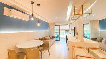 Appartement Familial, vue piscine | Intérieur