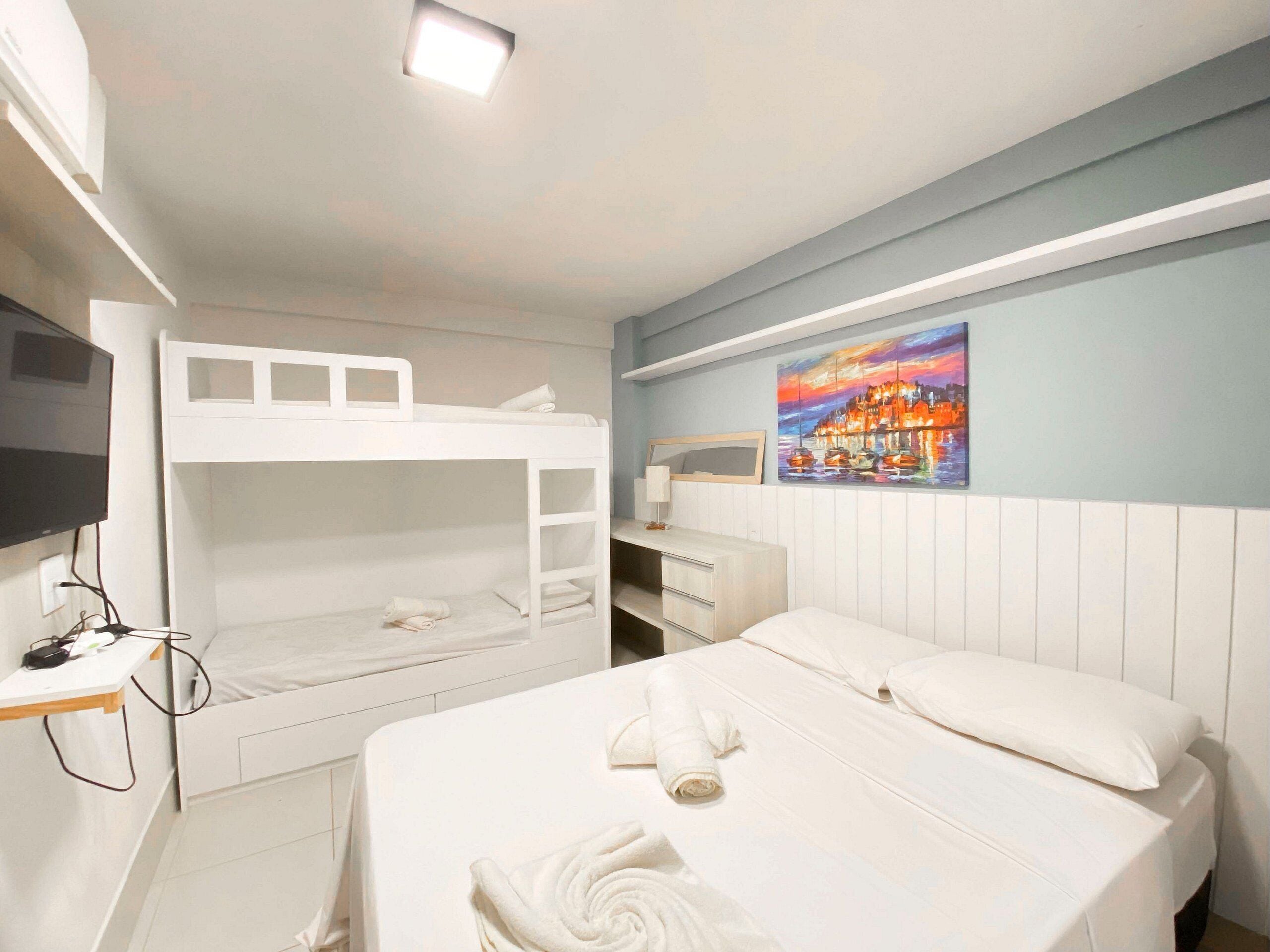 Familieleilighet, bassengutsikt | 2 soverom, individuelt dekorert og individuelt innredet