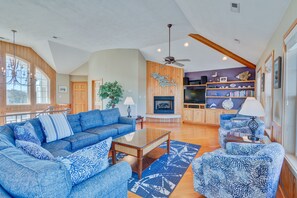 TV, fireplace, DVD player, foosball