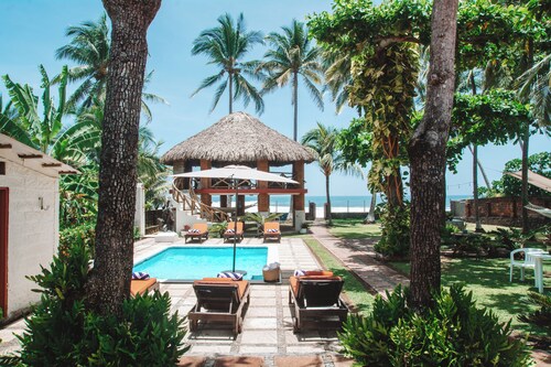 Casa Tia Tita - El Zonte - Propiedad Especial Frente a la Playa