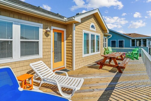 Margarita tyttö | Oceanside | Crown Point | Corolla | Nukkuu 18