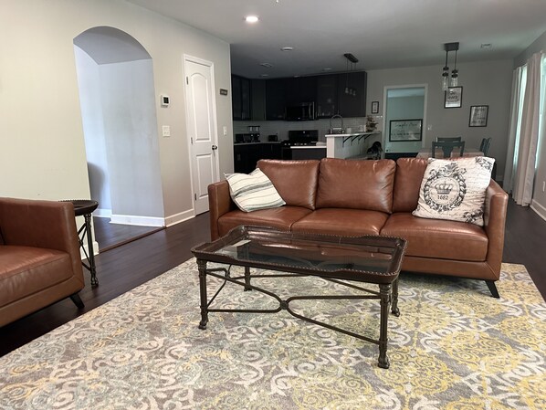 Smart TV, DVD player