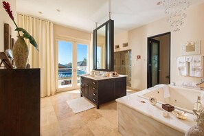 أحواض استحمام، مستلزمات مجانية للعناية الشخصية، مجففات شعر