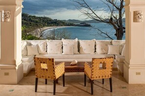 Interior - Exquisite Hilltop Villa with Luxurious Modern Design, Sweeping Ocean Views & Sparkling Infinity Pool (Playa Flamingo)