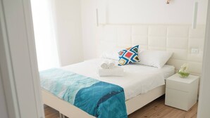 2 chambres, coffres-forts dans les chambres, Wi-Fi gratuit