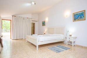 2 bedrooms, iron/ironing board, free WiFi, bed sheets - CAN FERRER - Villa with private pool in POLLENÇA. Free WiFi (Pollença)