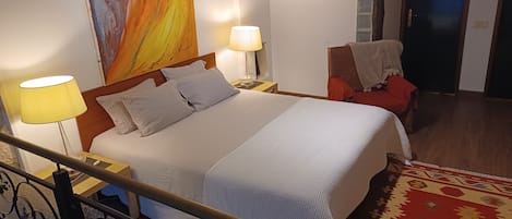 Fer et planche à repasser, Wi-Fi, draps fournis