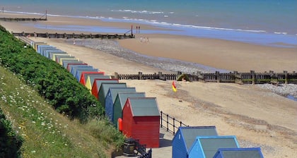 35 Siesta Mar - a holiday chalet that sleeps 4 guests in 2 bedrooms