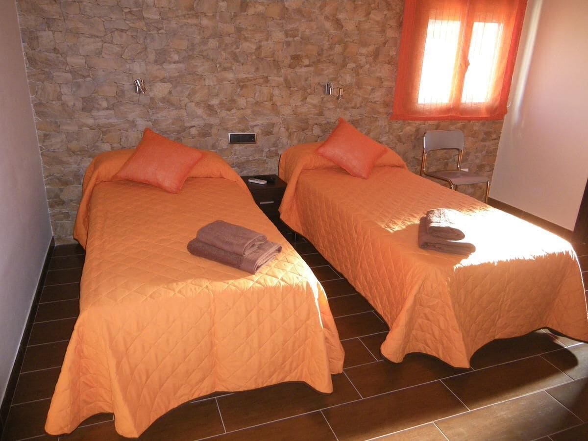 Minibar, desk, free WiFi, bed sheets