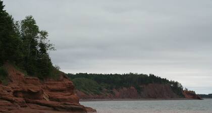 Bay of Fundy ,Cobequid Bay, Steps to the beach in the Cliffs of Fundy Geopark